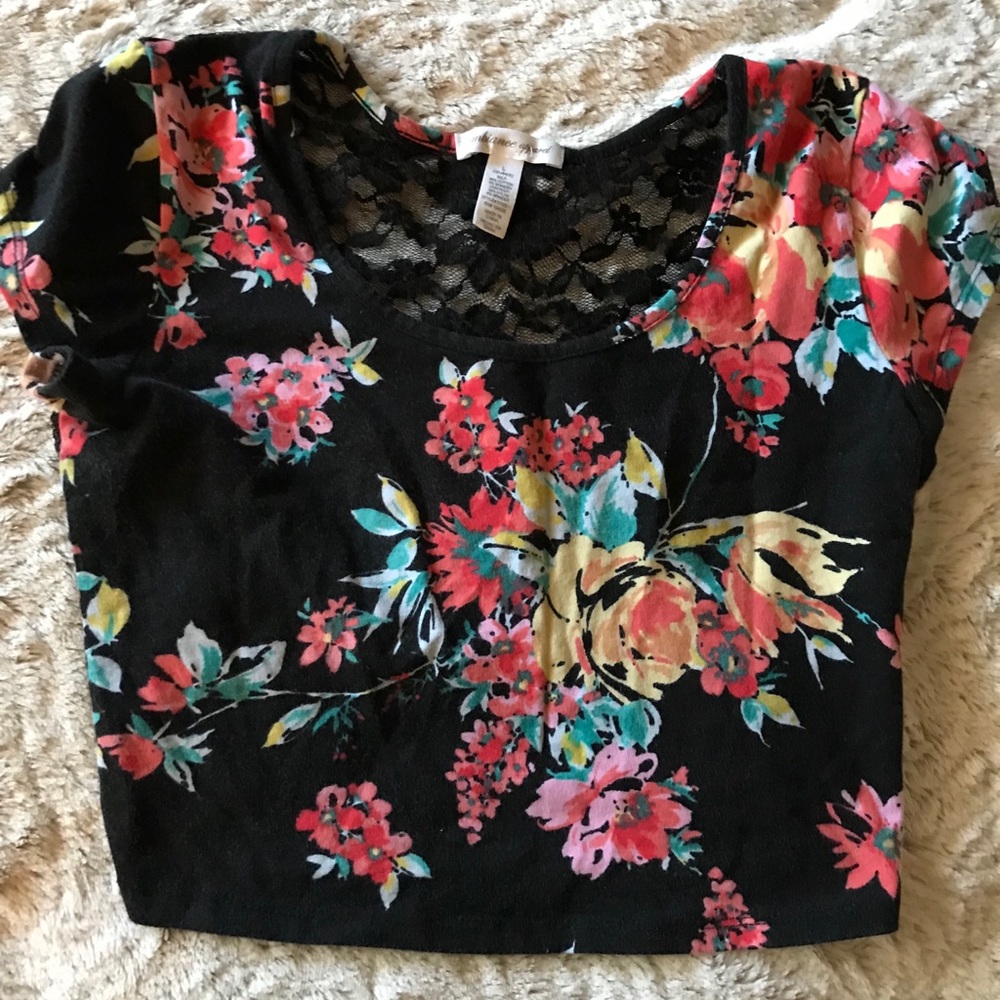 Black Floral With Lace Back Crop Top